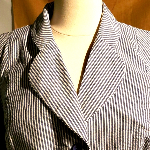 🌹T. Milano Jacket - Picture 2 of 7